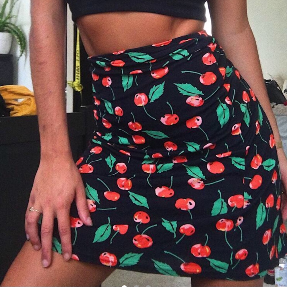 Cherry skirt